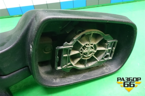 Зеркало правое механическое для Ford Fiesta с 2001-2008г