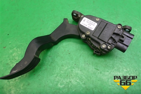 Педаль газа электронная (2S619F836AA) для Ford Fiesta с 2001-2008г