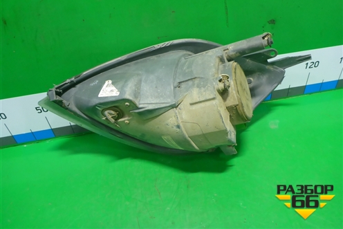 Фара правая (галоген) (1415694) для Ford Fiesta с 2001-2008г