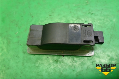 Фонарь подсветки багажника для Ford Fiesta с 2001-2008г