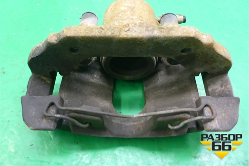 Суппорт передний правый для Ford Fiesta с 2001-2008г