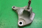 Кронштейн КПП левый МКПП (2S617M125AC) для Ford Fiesta с 2001-2008г