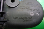 Ручка внутренняя двери передней правой (6S61A22600AAW) для Ford Fiesta с 2001-2008г