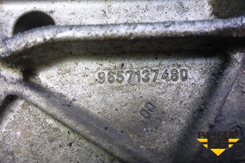 Кронштейн компрессора кондиционера (1.6л NFU) (9657137480) для Citroen C4 с 2005-2011г
