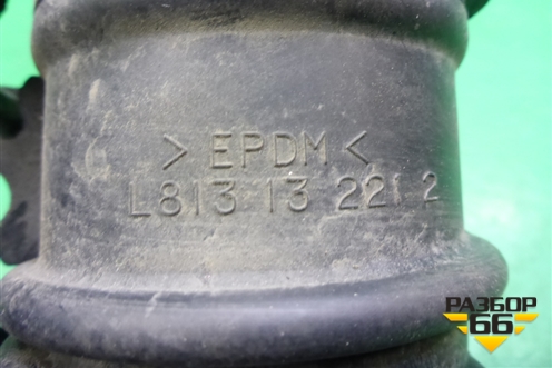 Патрубок воздушного фильтра (2.3л L3) (L813132212) для Mazda Mazda 6 (GG) с 2002-2007г