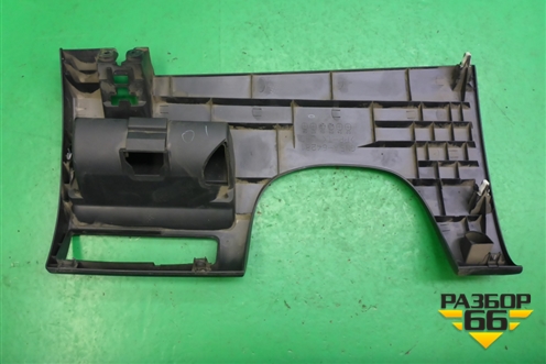 Накладка на торпедо (под рулем) (GN5A64281) для Mazda Mazda 6 (GG) с 2002-2007г