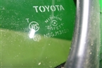 Стекло двери задней правой форточка для Toyota Isis c 2004-2018г