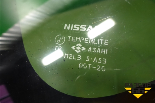 Стекло глухое левое (штатная тонировка) (83301CA000) для Nissan Murano (Z50) с 2002-2008г