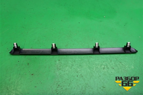 Накладка на торпедо (GJ6A55256) для Mazda Mazda 6 (GG) с 2002-2007г