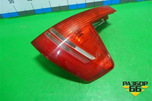 Фонарь задний правый (нижний 5-ти дверный кузов) (9655863980) для Citroen C4 с 2005-2011г