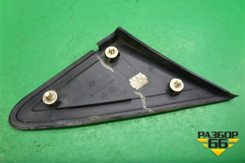 Накладка переднего крыла левого (уголок) (4M51A16004AE) для Ford Focus 2 с 2005-2008г