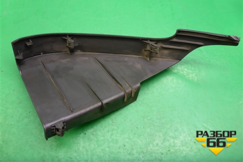 Накладка на торпедо (боковая правая) (4M051A044C60) для Ford Focus 2 с 2005-2008г