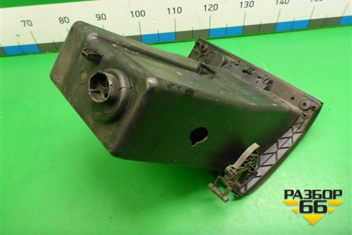 Бардачок (4M51A06044AE) для Ford Focus 2 с 2005-2008г