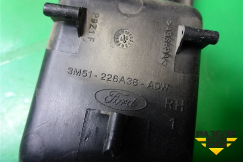 Накладка двери задней правой (3M51226A36ADW) для Ford Focus 2 с 2005-2008г