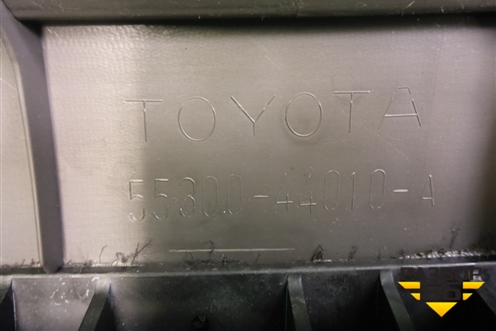 Торпедо с AIR BAG (верхняя часть) (5530044010) для Toyota Isis c 2004-2018г