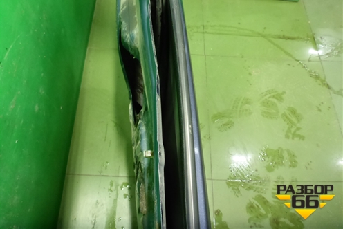 Дверь сдвижная левая для Toyota Isis c 2004-2018г