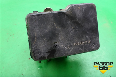Блок ABS (4451044130) для Toyota Isis c 2004-2018г