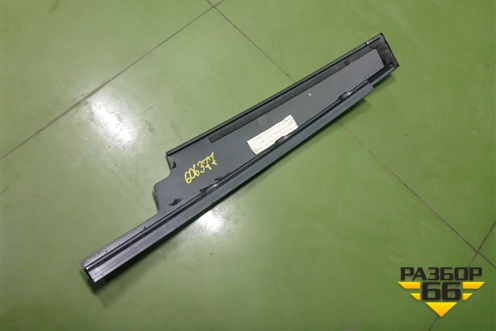 Накладка двери передней левой (95963215) для Chevrolet Cruze c 2009-2015г