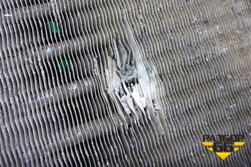 Радиатор охлаждения (55701408) для Opel Corsa D с 2006-2014г (Корса Д)