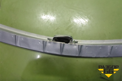 Усилитель переднего бампера (5827079J00) для Suzuki SX4 с 2006-2013г