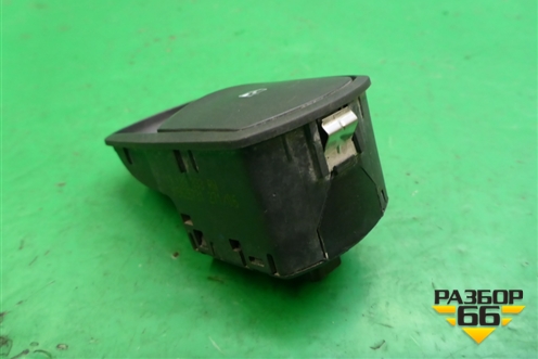 Кнопка стеклоподъёмника (13189333) для Opel Corsa D с 2006-2014г