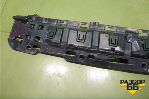 Кронштейн заднего бампера (51128070332) для BMW X5 G05 с 2018г