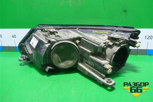 Фара правая (галоген) (5N1941006B) для Volkswagen Tiguan с 2011-2016г