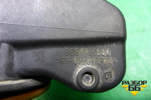 Лючок бензобака (9681730680) для Peugeot 207 с 2006-2015г