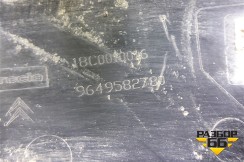 Накладка переднего бампера левая (9649582780) для Peugeot 207 с 2006-2015г