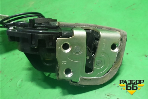 Замок двери задней правой (2 контакта) для Toyota Yaris с 2005-2011г
