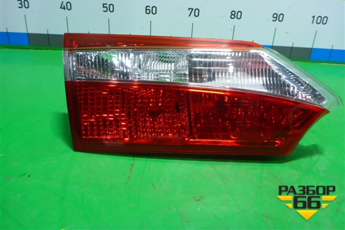 Фонарь задний внутренний левый (до 2016г) (8159002530) для Toyota Corolla (E18) с 2012-2019г