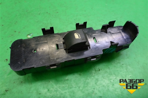 Кнопка стеклоподъёмника для Peugeot 207 с 2006-2015г