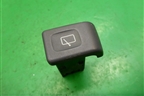 Кнопка (YUG102230KML) для Land Rover Freelander 1 с 1997-2006г