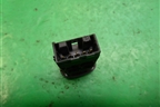 Кнопка (YUG000010FUP) для Land Rover Freelander 1 с 1997-2006г