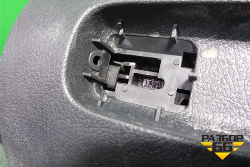 Бардачок (5N1857035B) для Volkswagen Tiguan с 2011-2016г