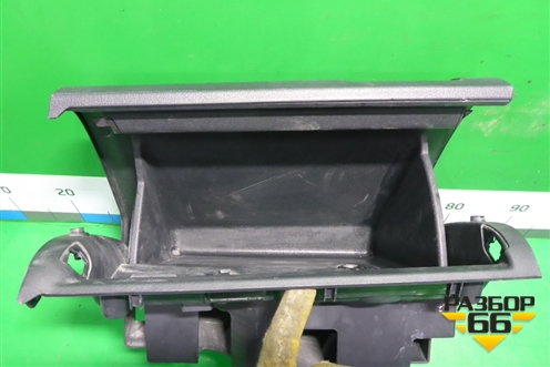 Бардачок (5N1857035B) для Volkswagen Tiguan с 2011-2016г