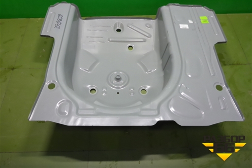 Кузовной элемент (нища под запасное колесо, новый) (6RU813114B) для Volkswagen Polo (седан) с 2010г