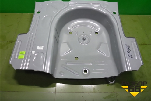 Кузовной элемент (нища под запасное колесо, новый) (6RU813114B) для Volkswagen Polo (седан) с 2010г