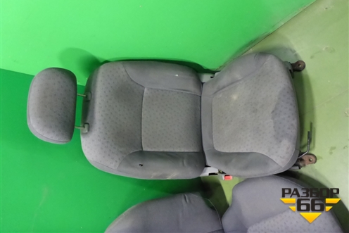 Сиденья комплект для Kia Rio с 1999-2005г