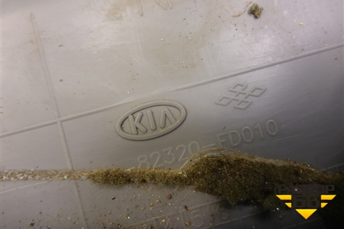 Обшивка двери задней правой под электрику (седан) (82320FD010) для Kia Rio с 1999-2005г