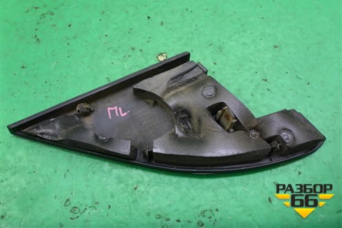 Накладка двери передней левой уголок (0K30C69175) для Kia Rio с 1999-2005г