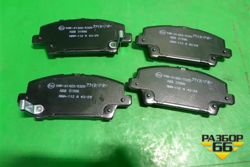 Колодки тормозные передние (ADB31586) для Honda Civic 5D с 2006-2012г