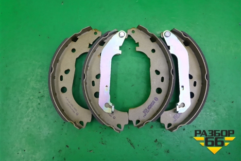 Колодки тормозные задние (под барабан) (0986487810) для Ford Focus 2 с 2005-2008г