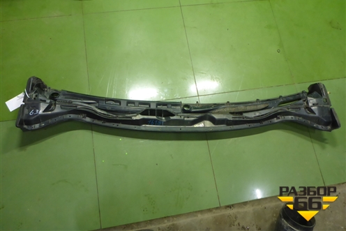Решетка стеклоочистителей (5570860091) для Toyota Land Cruiser (200) с 2008г