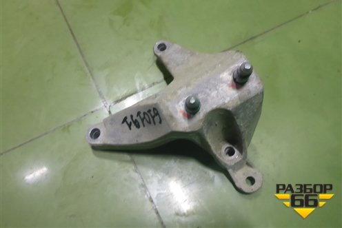 Кронштейн КПП (1.6л K7MA812) (112531966R) для Renault Logan II с 2012г