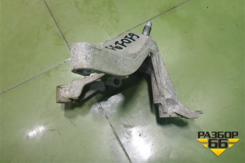 Кронштейн КПП (1.6л K7MA812) (112531966R) для Renault Logan II с 2012г