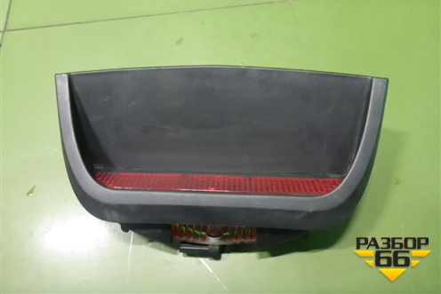 Фонарь задний стоп сигнал (265982612R) для Renault Logan II с 2012г