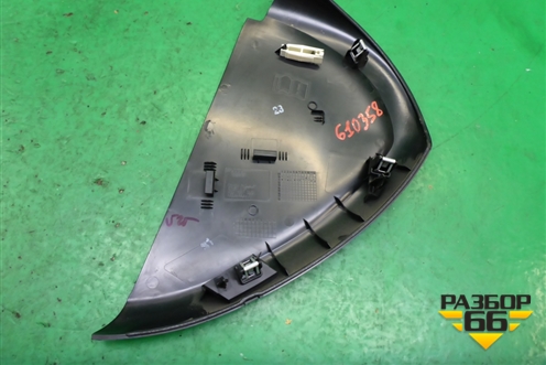 Накладка на торпедо (боковая правая) (4G0857086) для Audi A6 (C7) с 2011-2018г