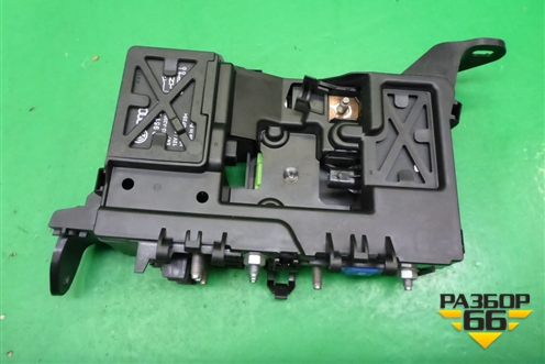 Коробка распределительная (8R0937517D) для Audi A6 (C7) с 2011-2018г