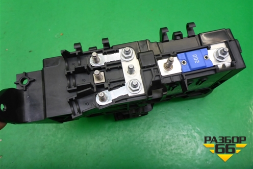 Коробка распределительная (8R0937517D) для Audi A6 (C7) с 2011-2018г